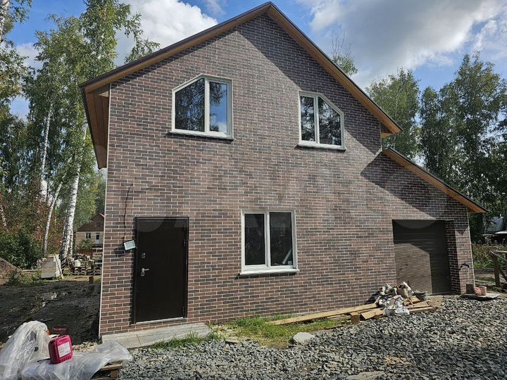 Дом 156 м² на участке 6 сот.