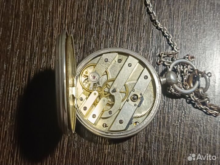Швецарские часы карманные