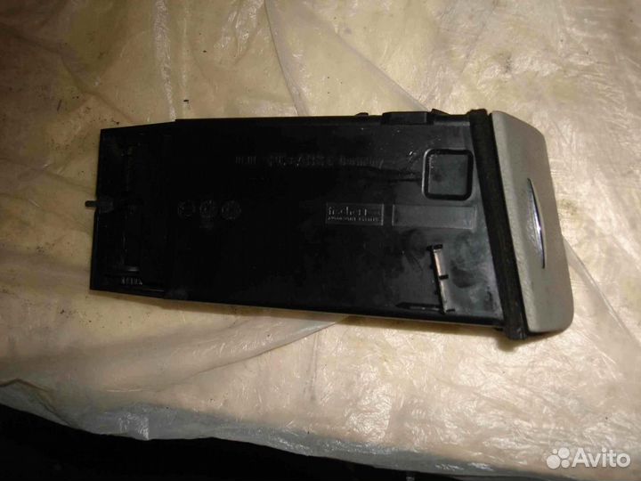 Ящик Mercedes E W211 2002-2009