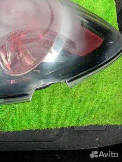 Задний правый внешний фонарь мазда 3 хечбек