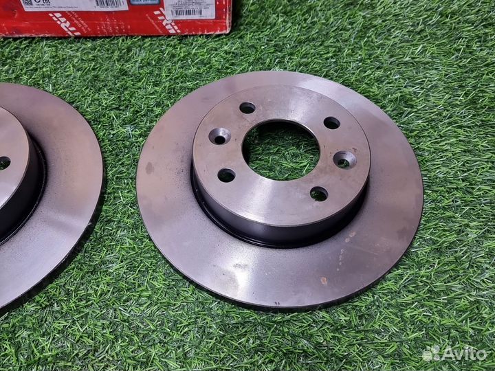 Диски тормозные перед Renault 19 TRW DF1013