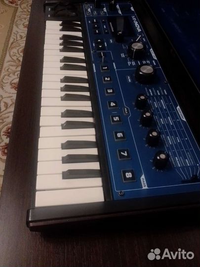 Novation Mininova