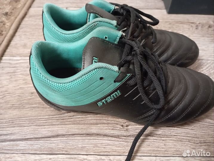 Футбольные бутсы 35 размер