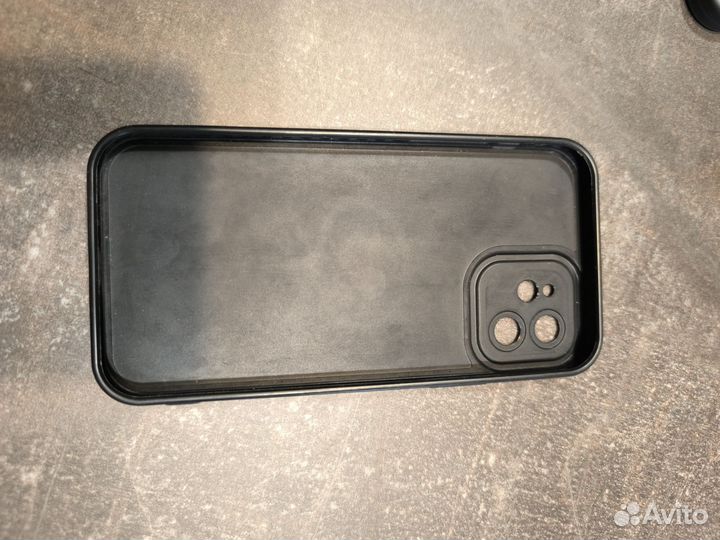 Чехол на iPhone 12