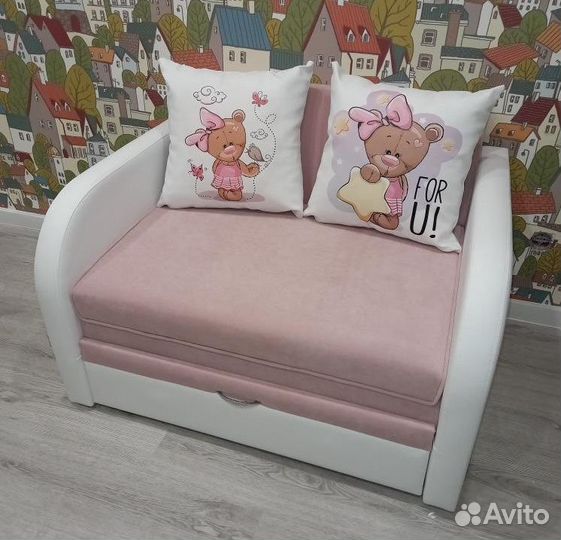 Компактный диван