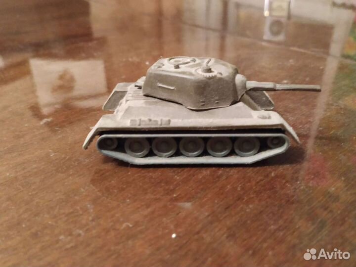 Игрушки СССР танк. Пластмасса