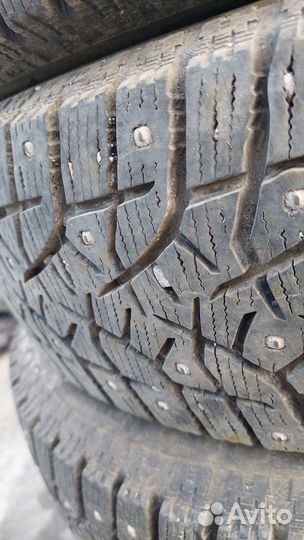 Bridgestone Blizzak Spike-02 185/65 R15 88T