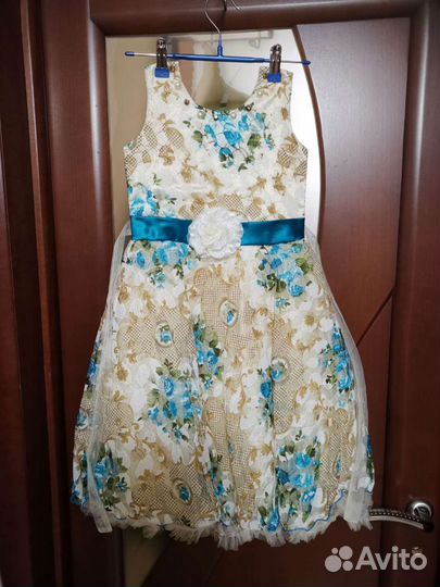 Праздничное платье для девочки 122