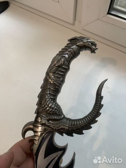 Сувенирный кинжал клык дракона