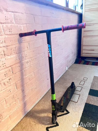 Трюковой самокат