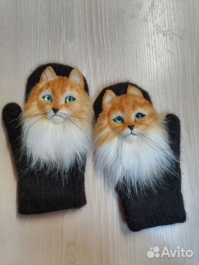 Звероварежки с рыжими котиками. Варежки в наличии