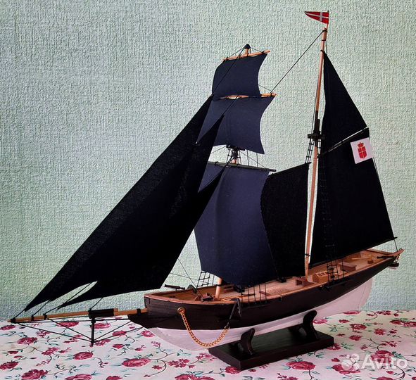 Модель корабля 