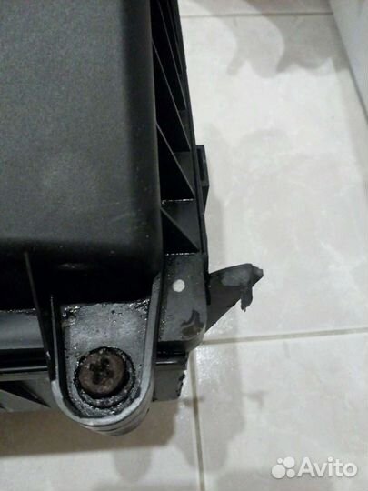 Корпус воздушного фильтра Гранта