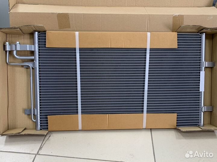 Радиатор кондиционера Форд Фокус 2