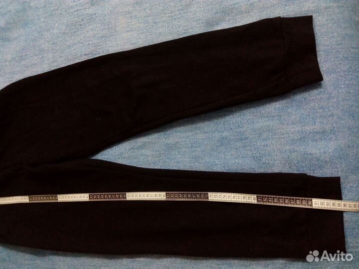 Спортивный костюм женский