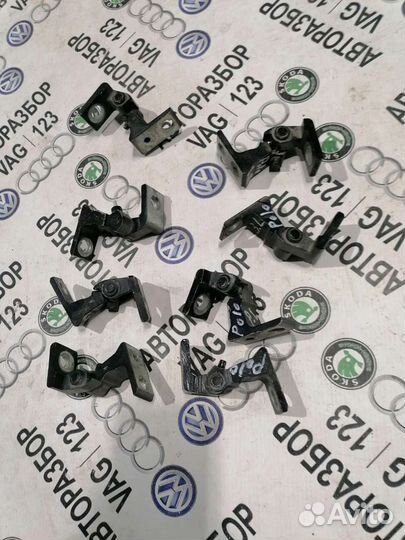 Петля двери Фольксваген Поло 5