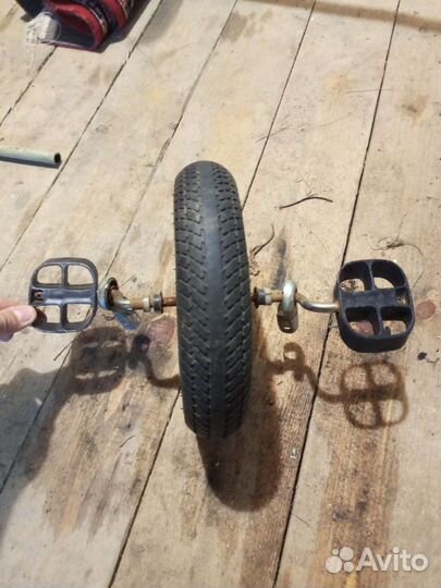 Колесо для трёхколёсного велосипеда