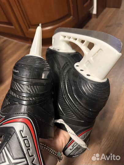 Коньки Bauer vapor x300