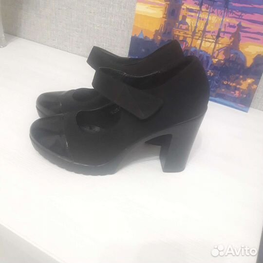 Туфли женские 37 размер,новые