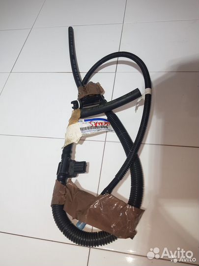 Датчик давления топливных паров Ford Explorer 01