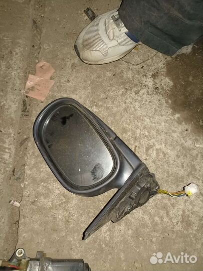 Зеркало переднее правое Mitsubishi galant 7