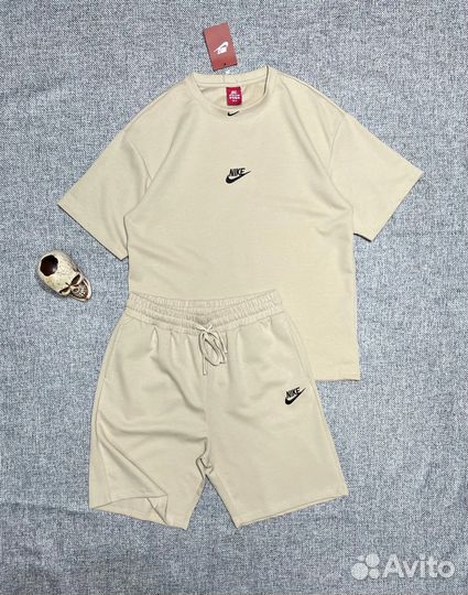 Футболка Nike + шорты