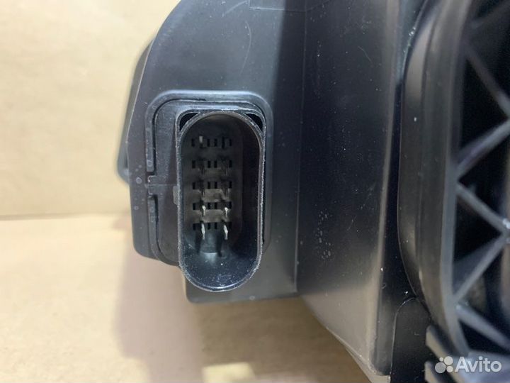 Фара передняя правая Лада Приора 2170