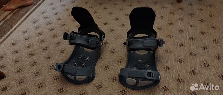 Крепления для сноуборда Salomon