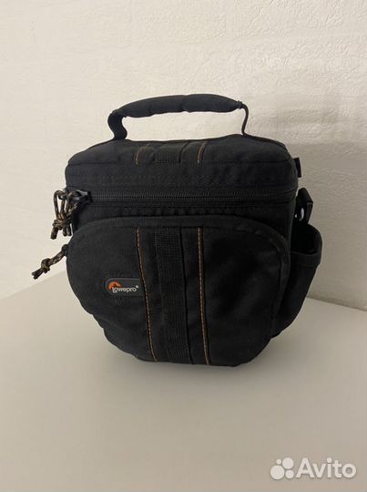 Зеркальный фотоаппарат