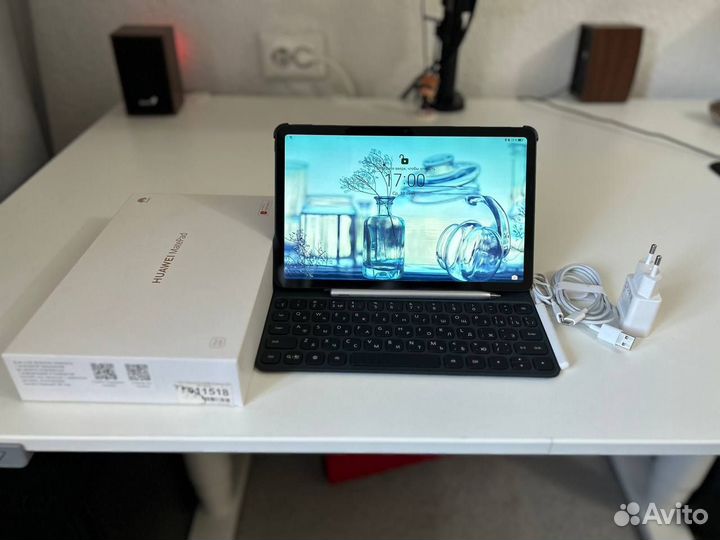 Планшет huawei MatePad 10.4 + Стилус + Чехол-клава