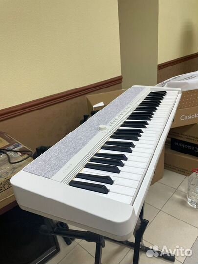 Цифровое пианино Casio CT-S1WE