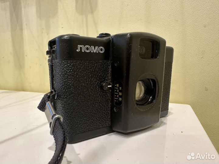 Плёночный фотоаппарат ломо