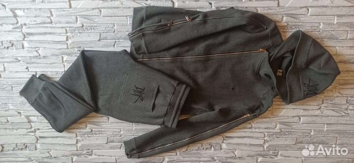 Спортивный мужской костюм dior