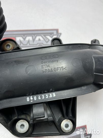 Патрубок интеркулера Audi Q5 8R 2009