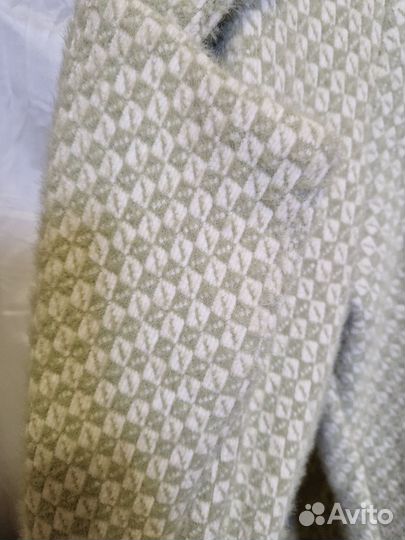 Пальто травка 42р