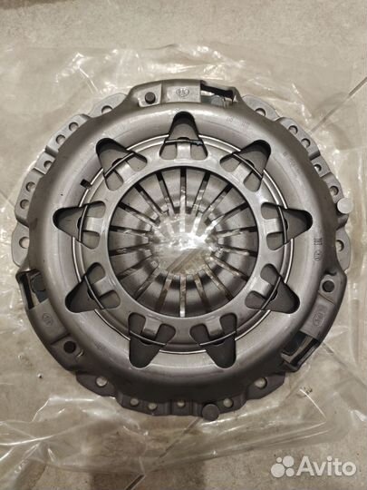 Комплект сцепления 215мм, двс 21179 1,6-1,8л,BV15