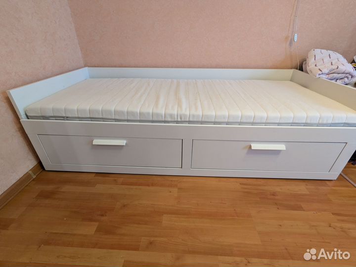 Раздвижная кровать кушетка Бримнэс IKEA 80/160*200