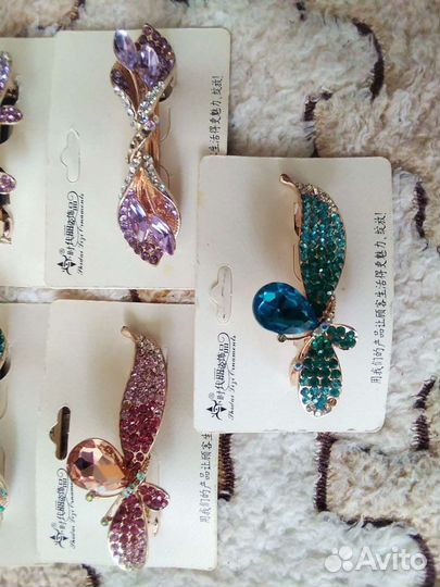 Заколки для волос