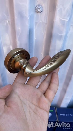 Ручки на межкомнатные двери