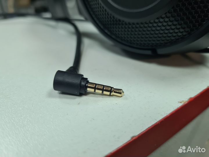 Игровые наушники Razer Kraken X Lite