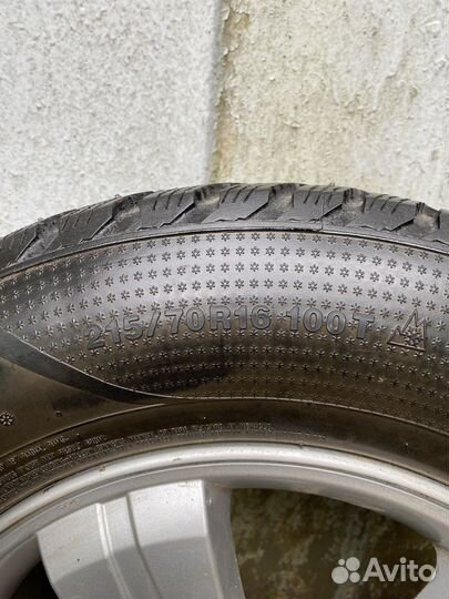 Kumho I'Zen RV Stud KC16 215/70 R16