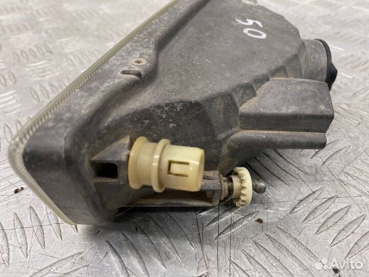 Б/У фара противотуманная правый Toyota Town Ace 3