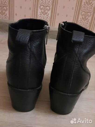 Ботильоны казаки mango натуральная кожа