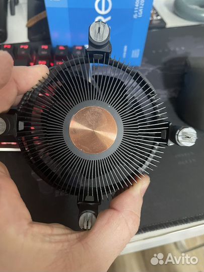 Боксовый кулер от intel