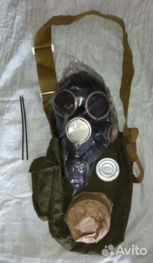 Противогаз гп-7