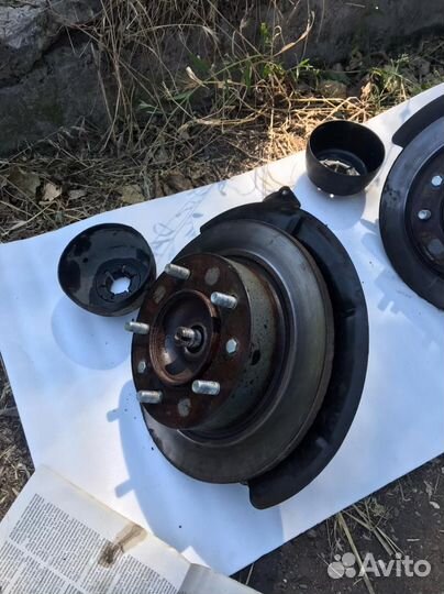 Поворотный кулак ваз Нива bronto