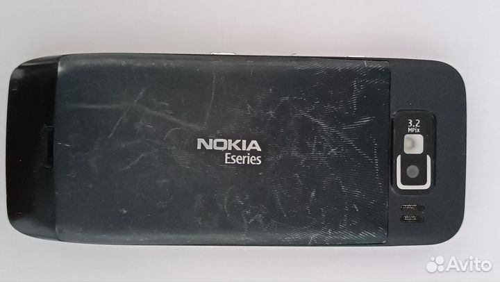 Nokia E52