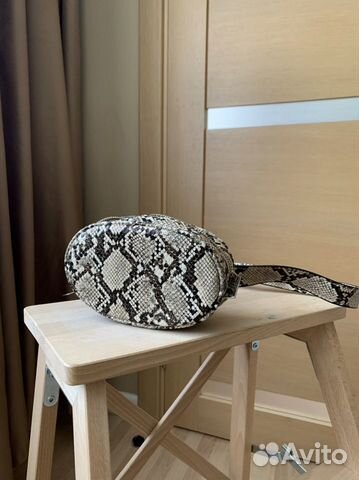 Сумка на пояс питон stradivarius