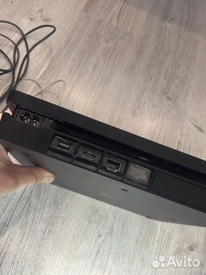 Sony PS4 slim 1tb