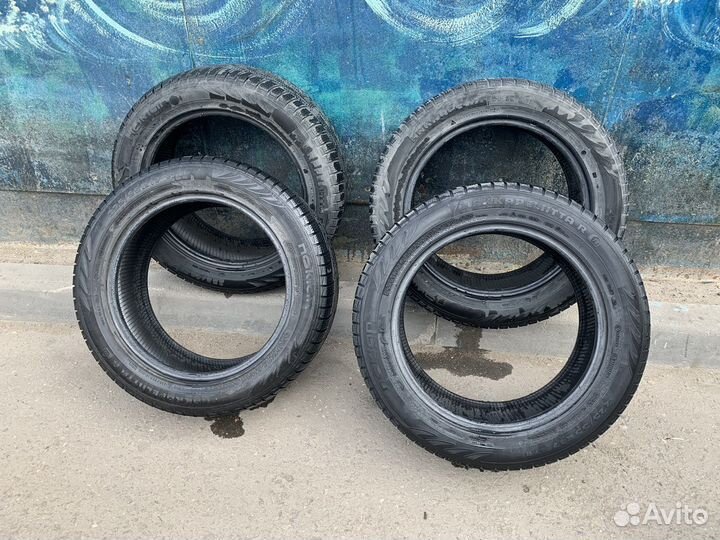 Nokian Tyres Hakkapeliitta R2 225/55 R17